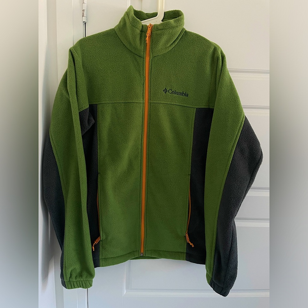 Columbia full zip fleece in Men size S
